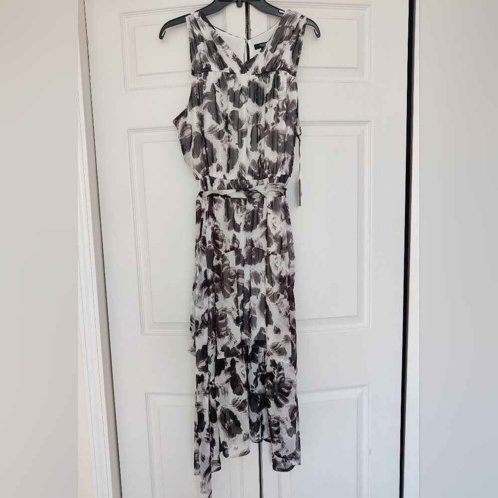 Simply Vera Wang Dress
